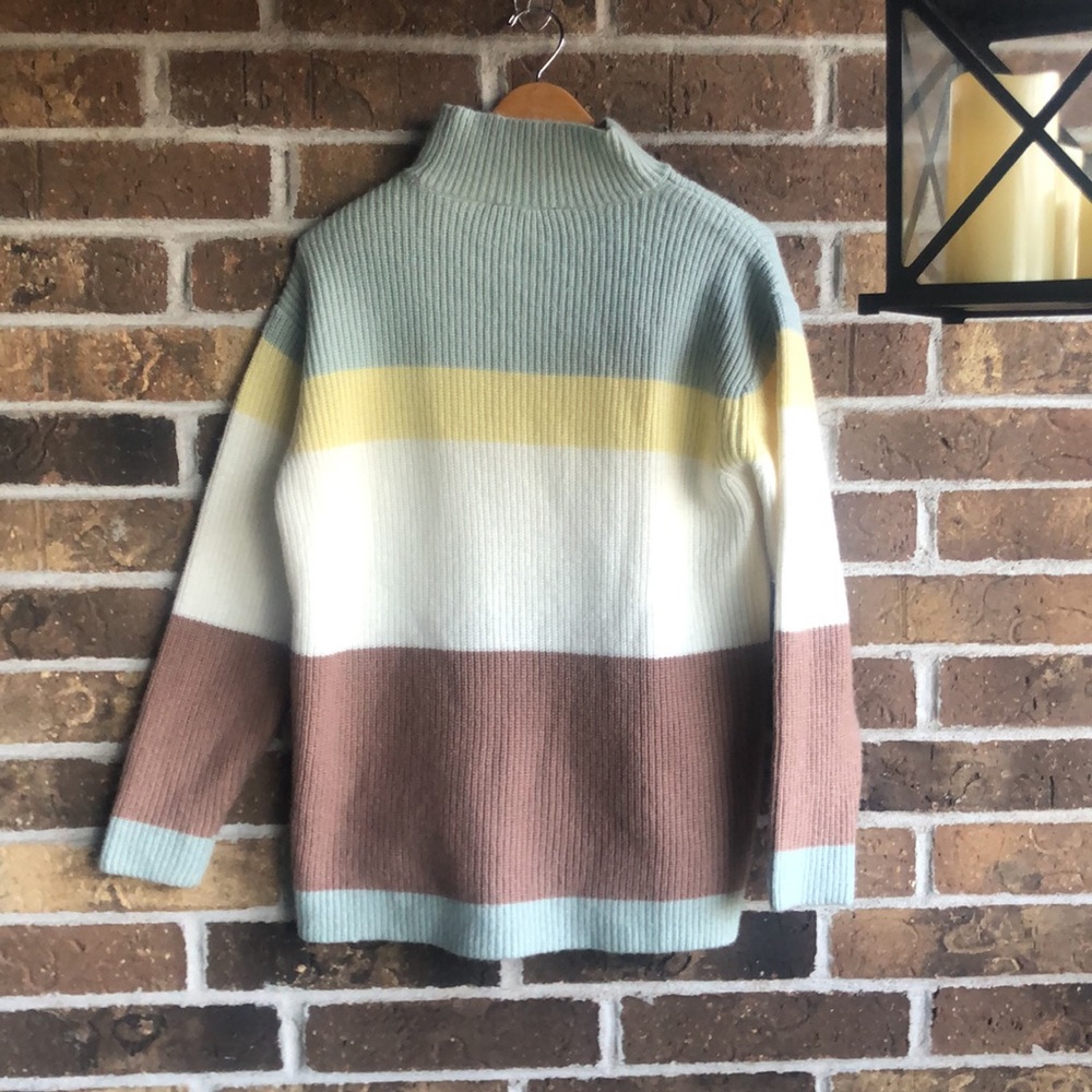 Ann Taylor Colorblock Mock Neck Wool Sweater Size Small - Picture 6 of 8